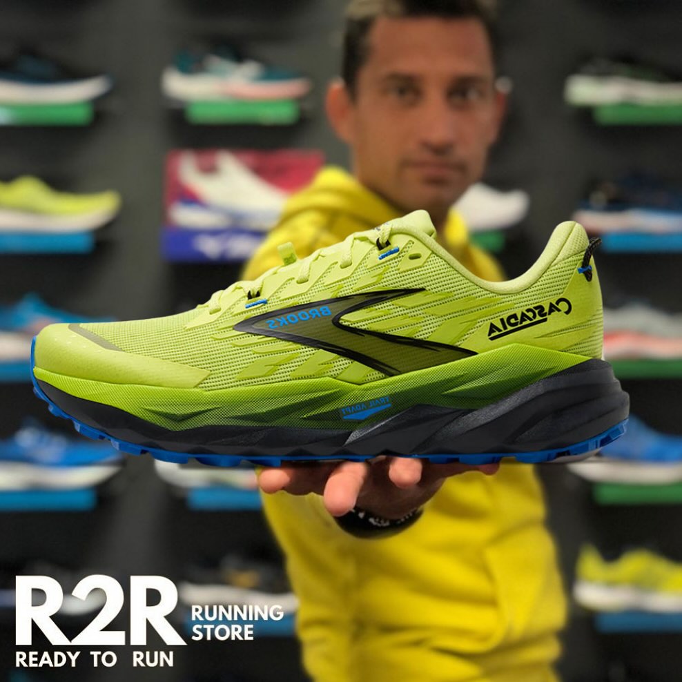 BROOKS CASCADIA 19 🔥
L’iconica scarpa da TRAIL di @brooksrunningit giunge alla sua 19 esima edizione.
Vi aspetta sul nostro sito 👉 www.readytorun.it
“Da chi corre, per chi corre” 🏃♀️
#cascadia
#cascadia19
#brooks
#brooksrunning