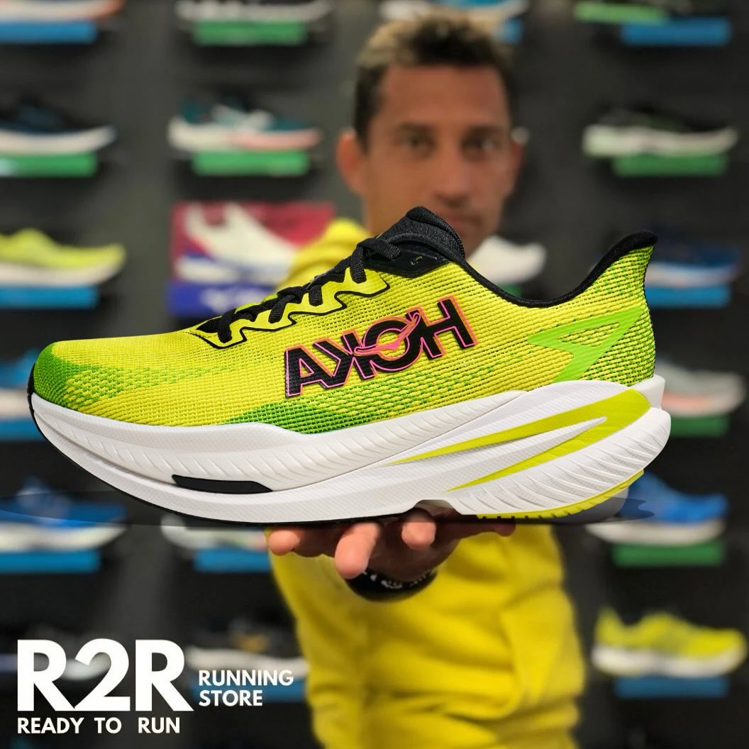 HOKA MACH X3
👉 piastra in PEBAX
👉 Intersuola a doppia densità con strato superiore in PEBA
👉 Metarocker votato alla velocità
La tua scarpa da allenamento e da gara ti sta aspettando in STORE & sul nostro SHOP ONLINE 🛍️
“Da chi corre, per chi corre” 🏃♀️
#hoka #hokaeu #hokaeurope #hokarunning #hokarunningshoes #machx3