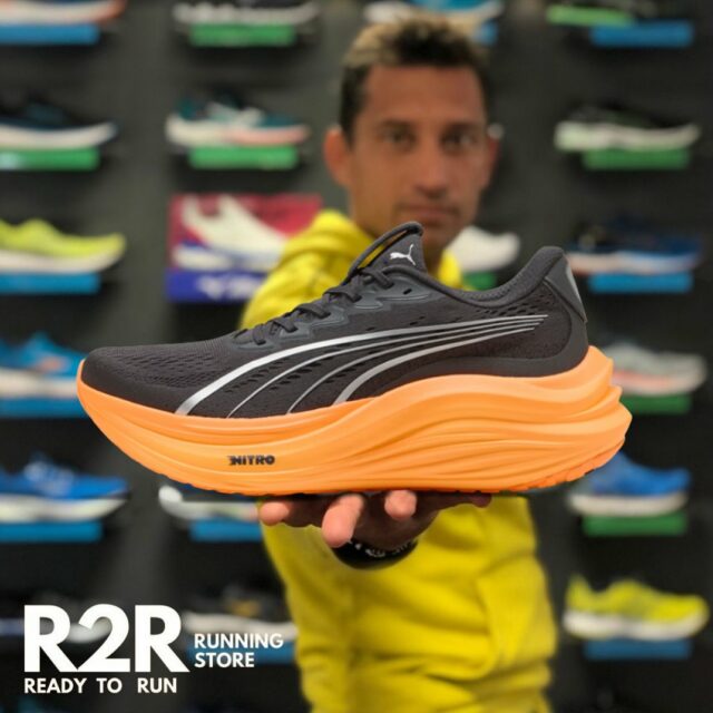 PUMA MAGMAX NITRO 🔥

👉 Teclogia NITROFOAM 
👉 PUMAGRIP
👉 stabilità & comfort garantiti 

“Da chi corre per chi corre” 🏃‍♀️

#pumarunning #puma #magmax #pumashoes #pumarunning
