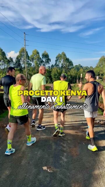 🇰🇪 DAY 1 PROGETTO KENYA

La sveglia suona alle 6:00. Fuori è ancora buio.

Primo allenamento del training camp: corsa lenta di adattamento.
Siamo a 2000 metri di quota, il respiro è più corto, le gambe devono abituarsi alla terra rossa, alle salite, ai percorsi sconnessi.

Partiamo a digiuno.
Un’ora insieme, passo dopo passo.

Alla fine saranno 14 km tra buio e alba.
E quando il sole esce dalle montagne capisci perché sei#

Poi arriva il momento più bello:
la colazione dopo l’allenamento.
Uova, carboidrati, succo di frutta e la sensazione di aver iniziato qualcosa di grande.

Ore 17:30
Secondo allenamento della giornata.
30 minuti di corsa lenta per iniziare ad abituare il corpo a un carico più alto.

Questo è solo l’inizio del camp. 🔥

Chi di voi vorrebbe vivere un’esperienza così?

“Da chi corre, per chi corre” 🏃🏻 

📹 @laterzelena 

#progettokenya #runningcamp #trainingcamp #runningitalia 

training camp corsa Kenya
migliorare la performance nella corsa
allenamento corsa in Kenya 
ritiro running per maratoneti
allenamento con coach professionisti
maratoneti Kenya