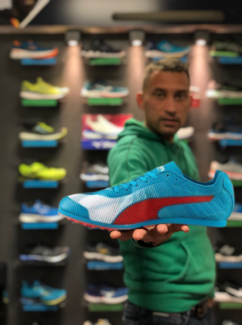 Scarpe chiodate generiche discount