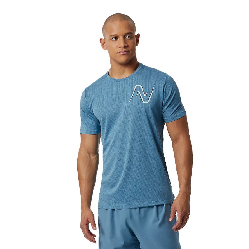 azzurro chiaro