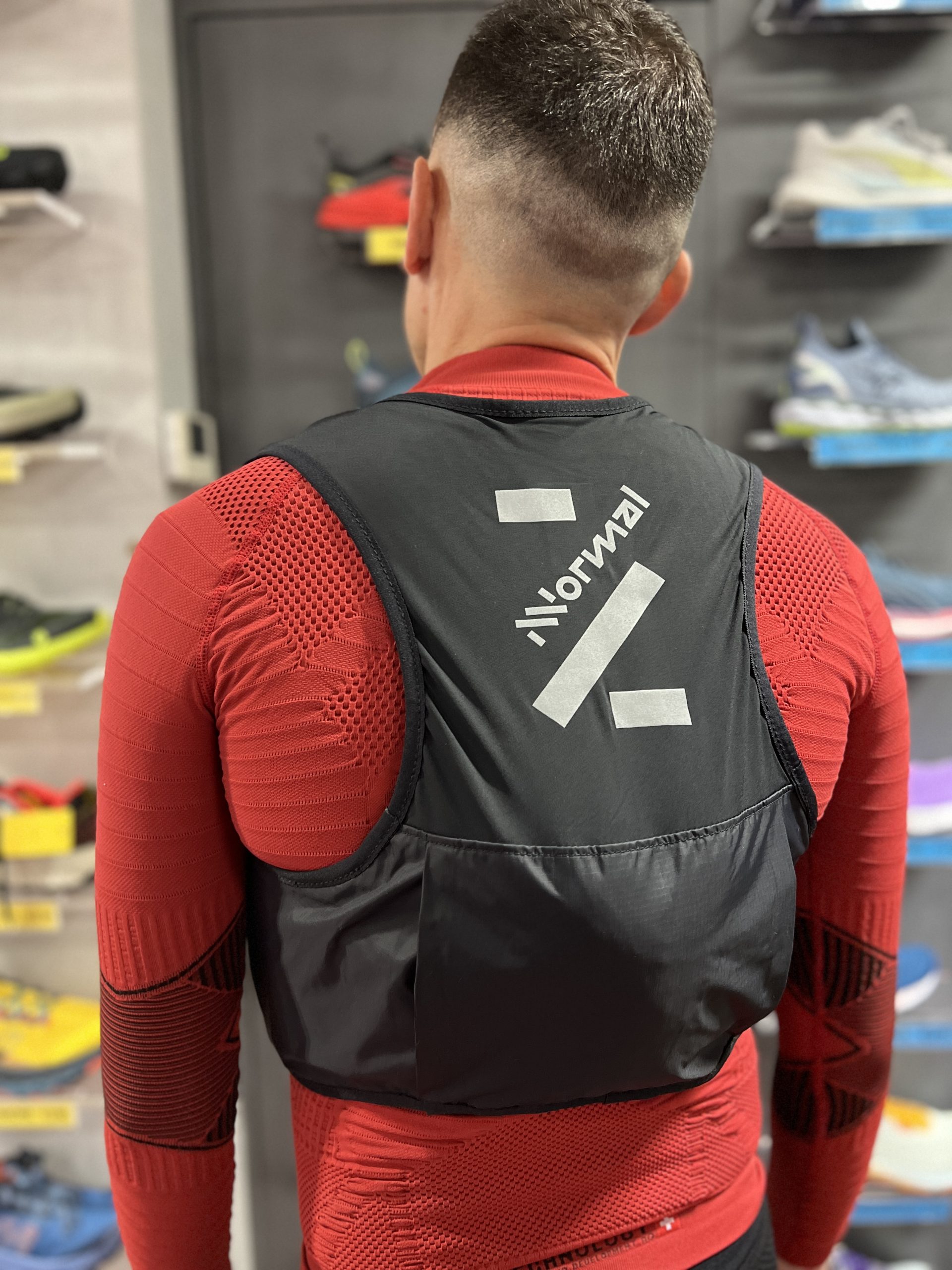 NNormal Race Vest 5l N1ARV01-001 Offizieller Online-Shop, 45% OFF