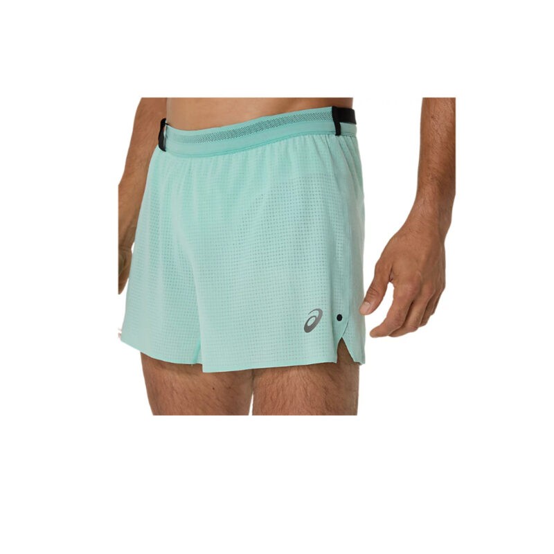 azzurro chiaro